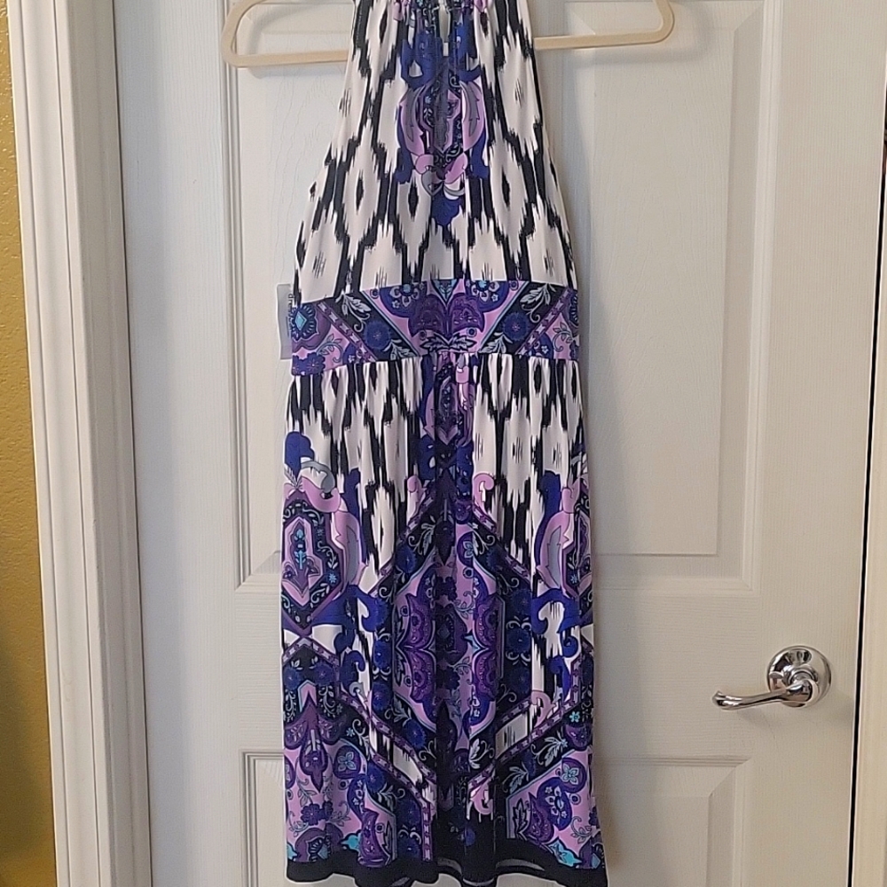 Summer / Spring Dress - Picture 5 of 8